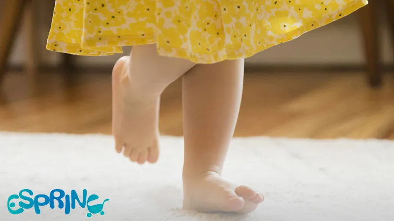 روروک برای تشویق به راه رفتن کودک